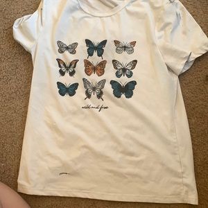 Small clothing lot!! All sizes are smaller women’s sizes